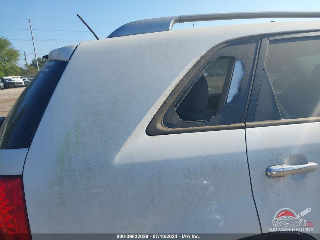 5XYKT4A23BG050167 2011 KIA SORENTO photo no. 6