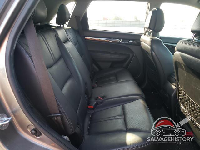 5XYKU3A1XBG012076 2011 KIA SORENTO photo no. 11