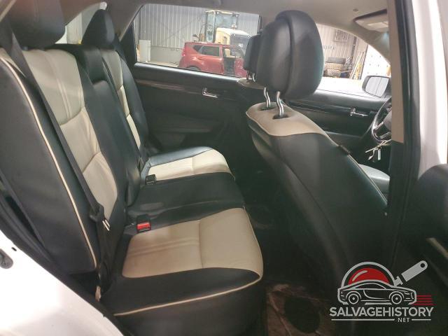 5XYKUCA12BG025744 2011 KIA SORENTO photo no. 11