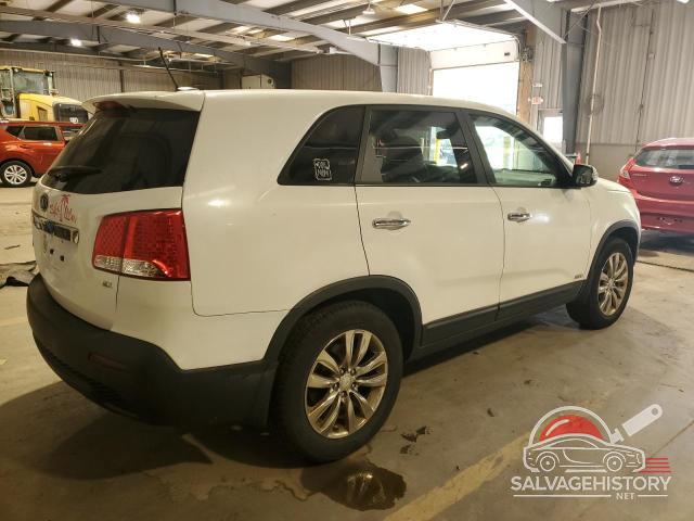 5XYKUCA12BG025744 2011 KIA SORENTO photo no. 3