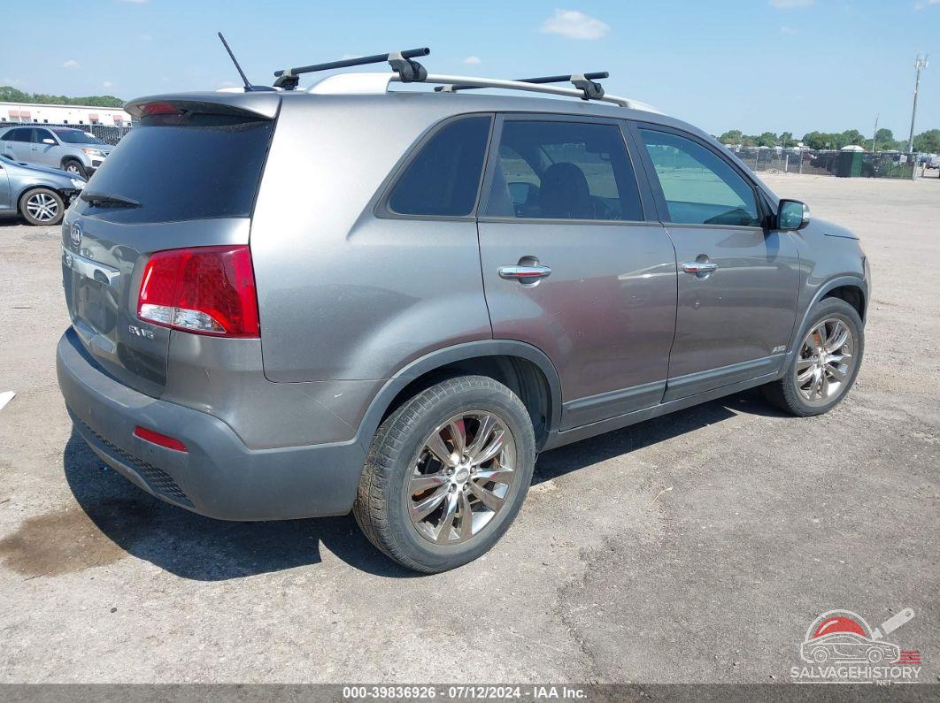 5XYKUDA20BG059812 2011 KIA SORENTO photo no. 4