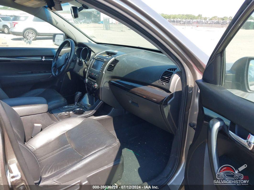 5XYKUDA20BG059812 2011 KIA SORENTO photo no. 5