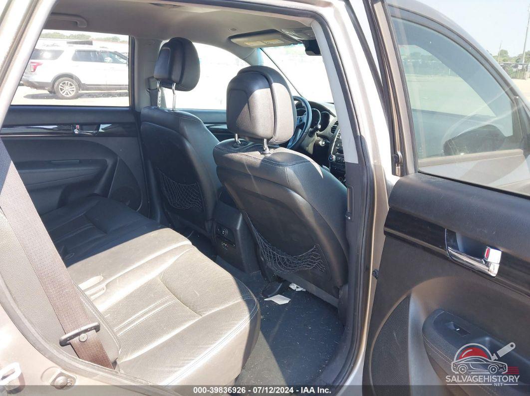 5XYKUDA20BG059812 2011 KIA SORENTO photo no. 8
