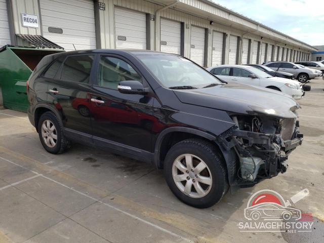 5XYKT3A19CG268231 2012 KIA SORENTO photo no. 4