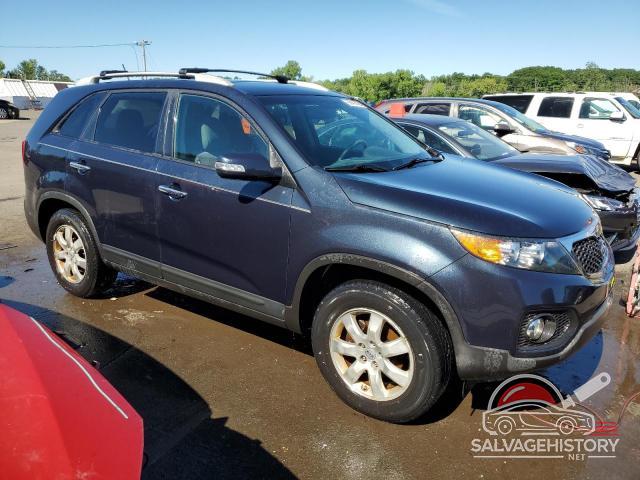5XYKT3A64CG304581 2012 KIA SORENTO photo no. 4