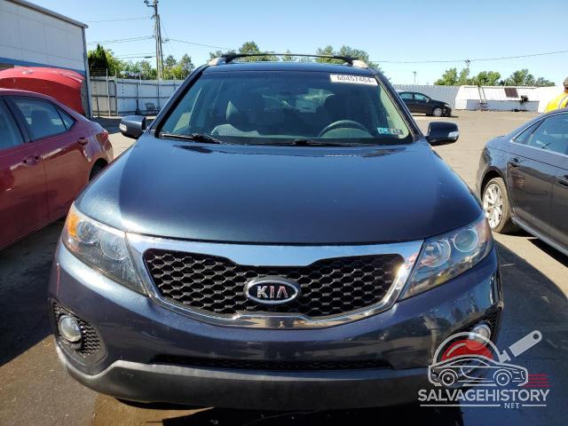 5XYKT3A64CG304581 2012 KIA SORENTO photo no. 5