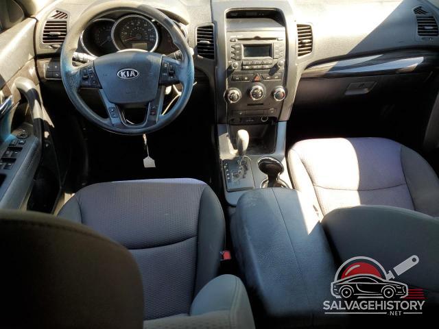 5XYKT3A64CG304581 2012 KIA SORENTO photo no. 8