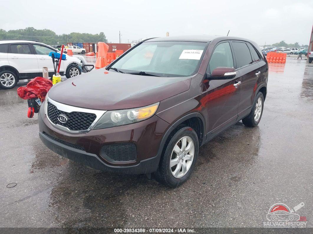 5XYKT4A10CG243076 2012 KIA SORENTO photo no. 2