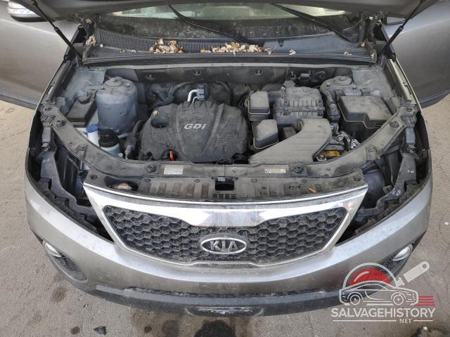 5XYKTCA64CG267631 2012 KIA SORENTO photo no. 7