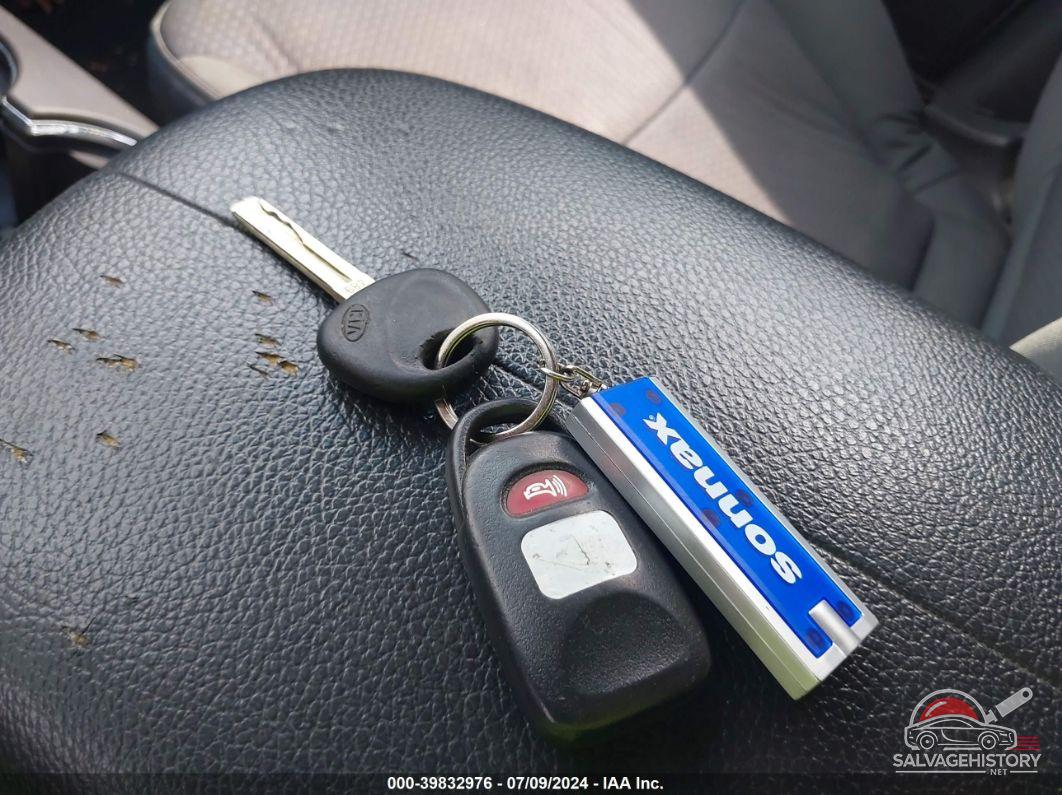 5XYKT3A11DG377669 2013 KIA SORENTO photo no. 11