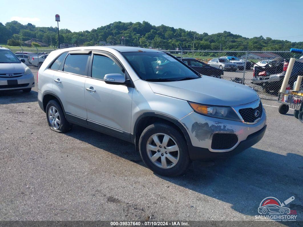 5XYKT3A1XDG329037 2013 KIA SORENTO photo no. 22