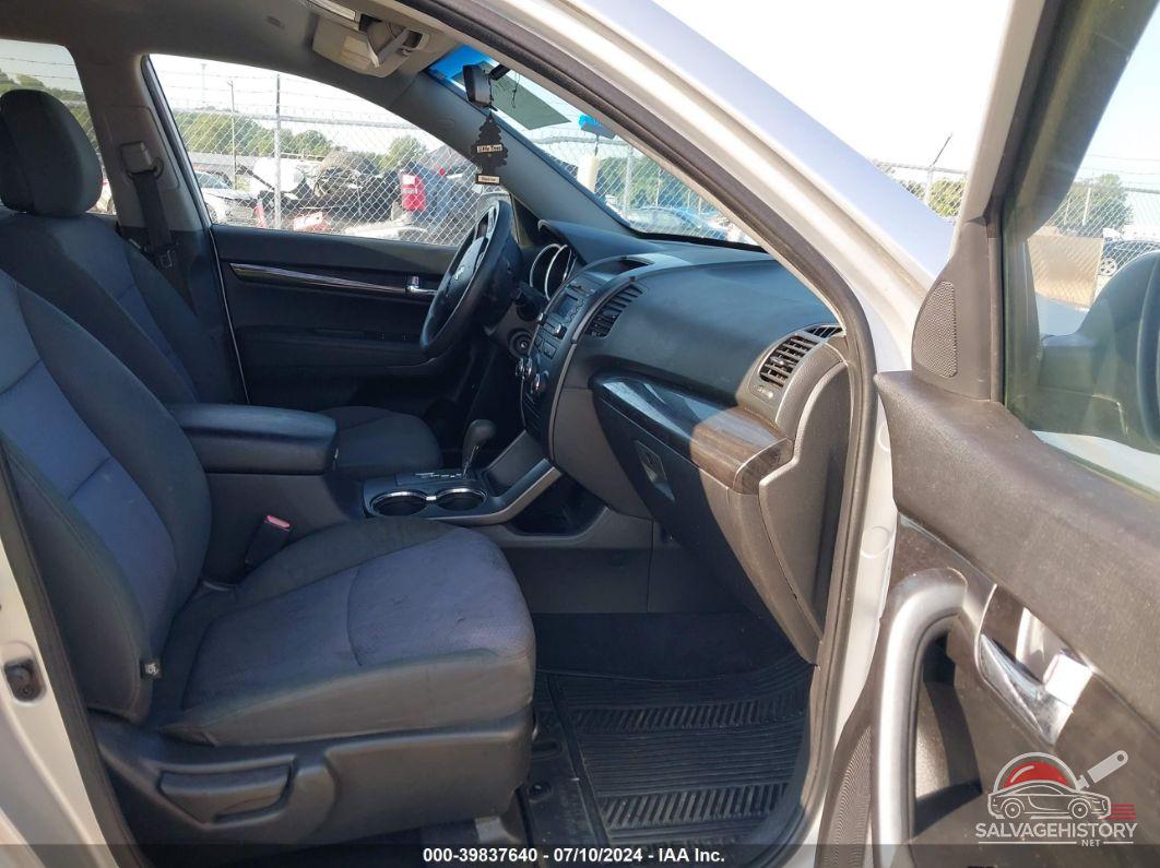 5XYKT3A1XDG329037 2013 KIA SORENTO photo no. 5