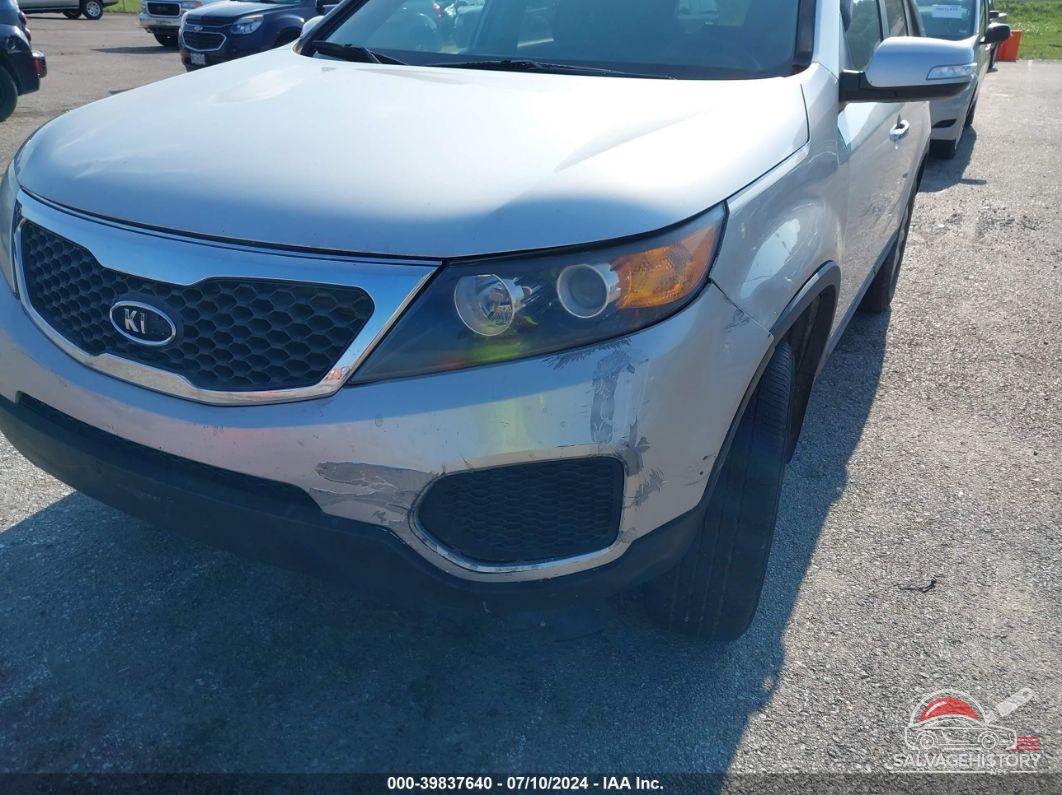 5XYKT3A1XDG329037 2013 KIA SORENTO photo no. 6