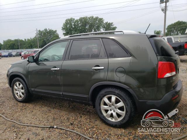 5XYKT3A6XDG332421 2013 KIA SORENTO photo no. 2