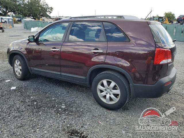 5XYKT4A21DG365701 2013 KIA SORENTO photo no. 2