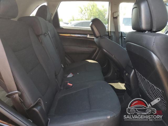 5XYKT3A6XFG567663 2015 KIA SORENTO photo no. 11