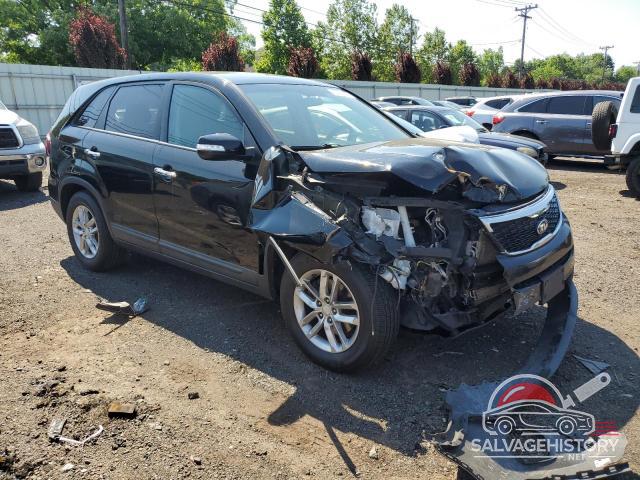 5XYKT3A6XFG567663 2015 KIA SORENTO photo no. 4