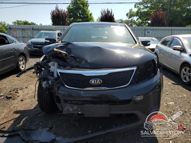 5XYKT3A6XFG567663 2015 KIA SORENTO photo no. 5