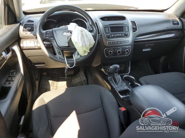 5XYKT3A6XFG567663 2015 KIA SORENTO photo no. 8