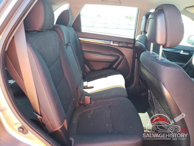 5XYKT3A6XFG604937 2015 KIA SORENTO photo no. 11