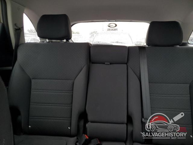 5XYPG4A35GG058264 2016 KIA SORENTO photo no. 10