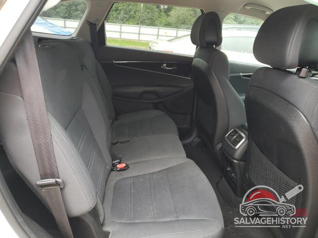 5XYPG4A54GG133599 2016 KIA SORENTO photo no. 11