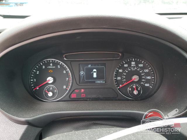 5XYPG4A54GG133599 2016 KIA SORENTO photo no. 9