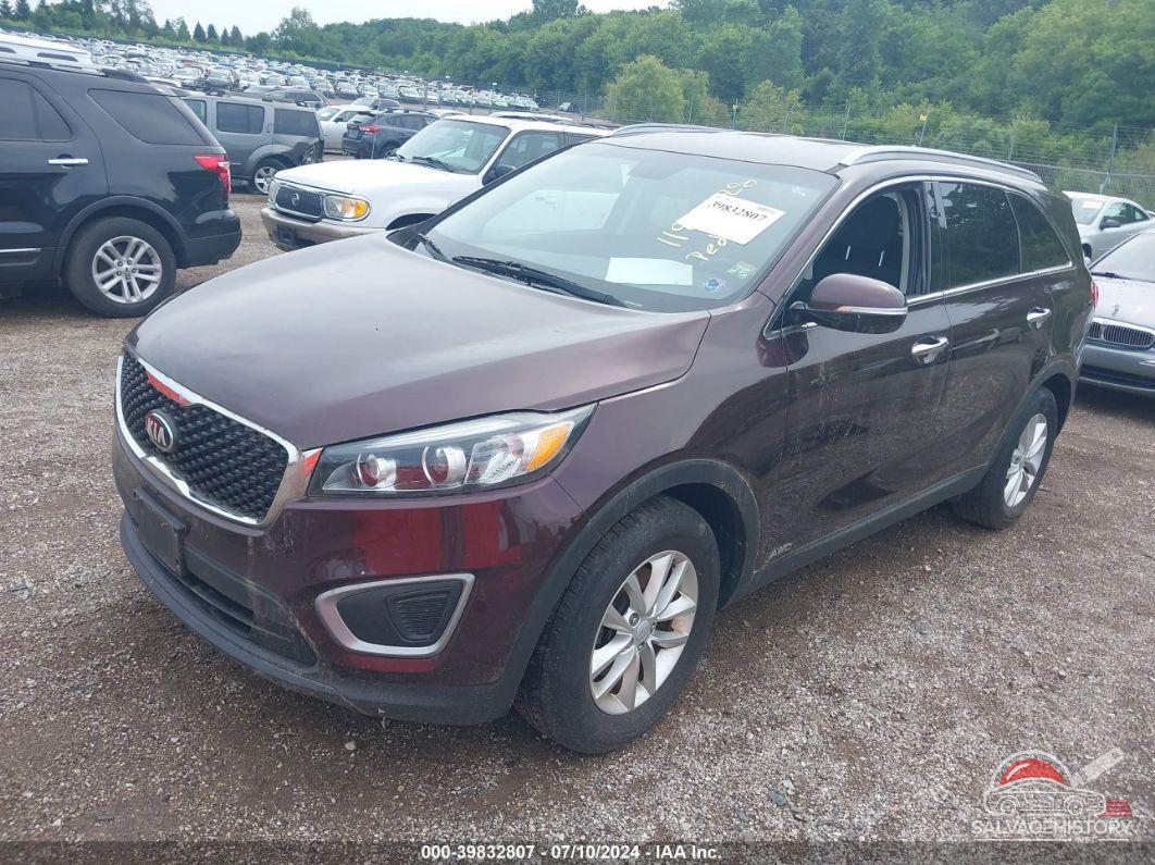 5XYPGDA31GG082805 2016 KIA SORENTO photo no. 2
