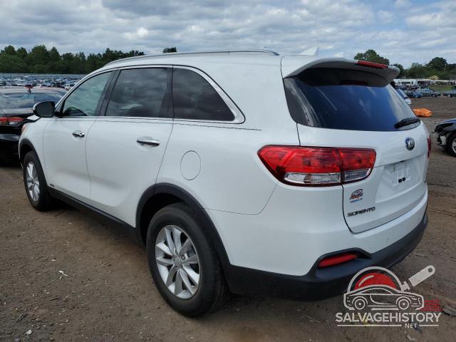5XYPGDA34GG102349 2016 KIA SORENTO photo no. 2