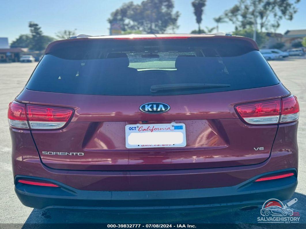 5XYPGDA50GG177194 2016 KIA SORENTO photo no. 3