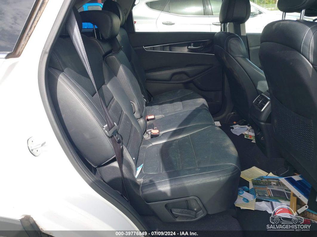 5XYPH4A18GG030440 2016 KIA SORENTO photo no. 8