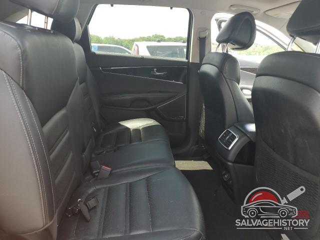 5XYPK4A54GG156346 2016 KIA SORENTO photo no. 11