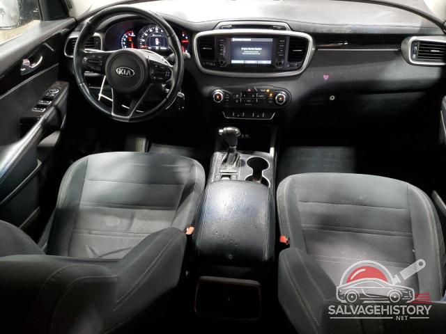 5XYPG4A37HG204715 2017 KIA SORENTO photo no. 8