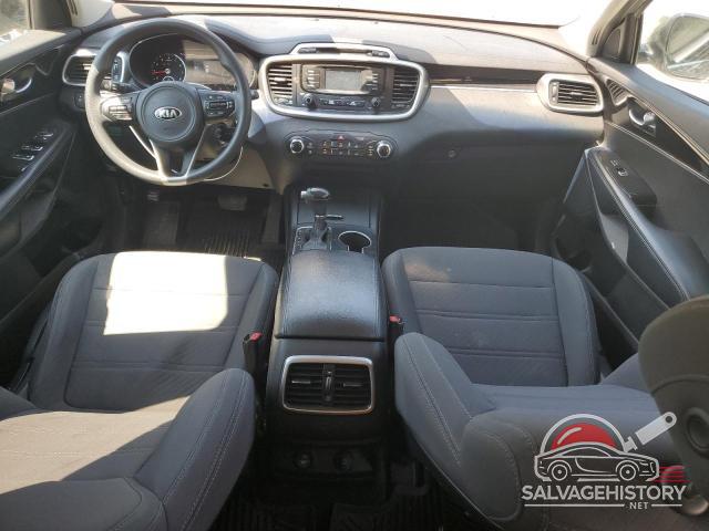 5XYPGDA56HG290603 2017 KIA SORENTO photo no. 8