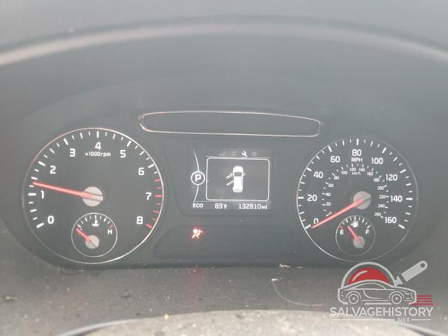5XYPGDA58HG280879 2017 KIA SORENTO photo no. 9