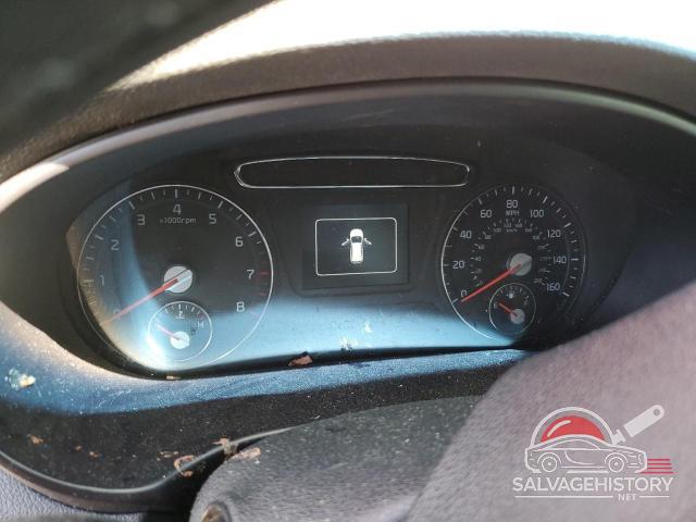5XYPG4A32JG346928 2018 KIA SORENTO photo no. 9