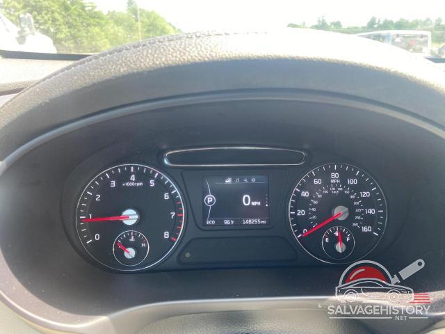 5XYPGDA35JG415997 2018 KIA SORENTO photo no. 8