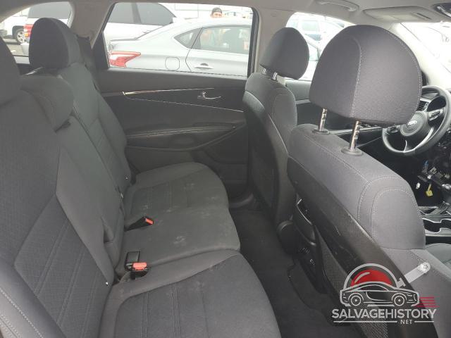 5XYPGDA59JG409976 2018 KIA SORENTO photo no. 10