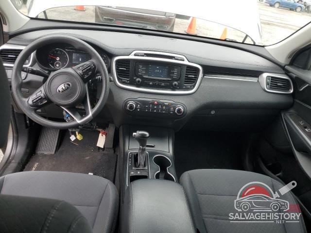 5XYPGDA59JG409976 2018 KIA SORENTO photo no. 8