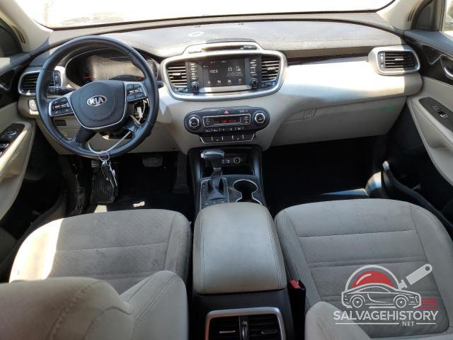 5XYPGDA3XKG525008 2019 KIA SORENTO photo no. 8