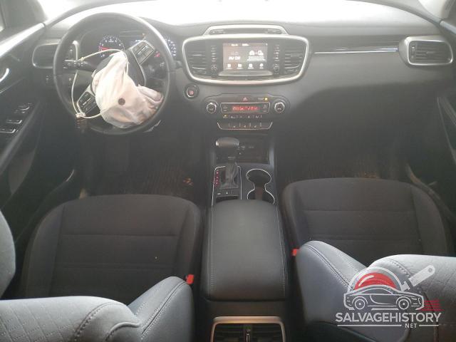5XYPGDA51KG584837 2019 KIA SORENTO photo no. 8