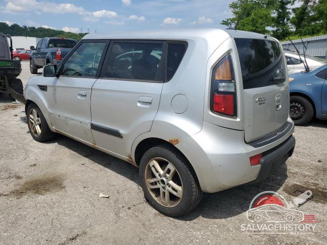 KNDJT2A22A7111164 2010 KIA SOUL photo no. 2