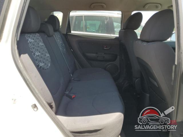 KNDJT2A23B7331320 2011 KIA SOUL photo no. 10