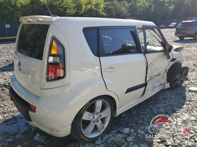 KNDJT2A24B7713372 2011 KIA SOUL photo no. 4