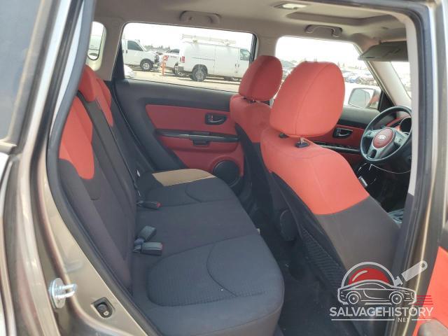 KNDJT2A28B7200559 2011 KIA SOUL photo no. 10