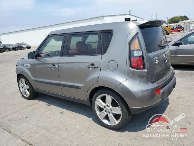 KNDJT2A28B7200559 2011 KIA SOUL photo no. 2