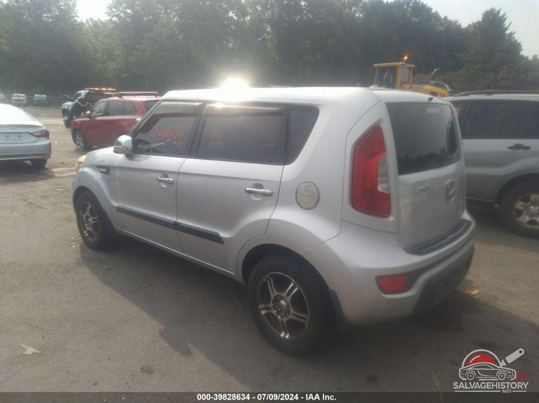 KNDJT2A50C7384987 2012 KIA SOUL photo no. 3