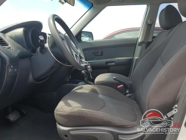 KNDJT2A50C7422590 2012 KIA SOUL photo no. 7
