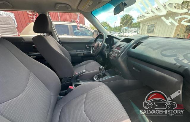 KNDJT2A51D7494965 2013 KIA SOUL photo no. 5