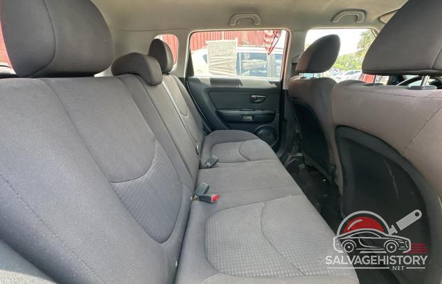 KNDJT2A51D7494965 2013 KIA SOUL photo no. 6